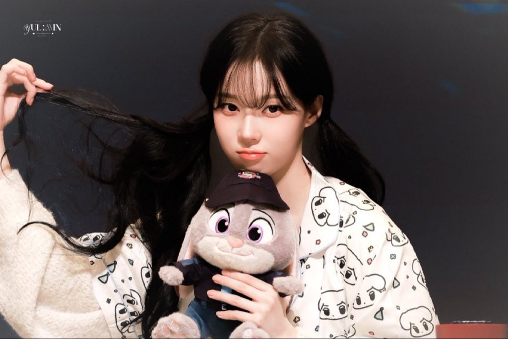 WINTER THAILAND tweet media