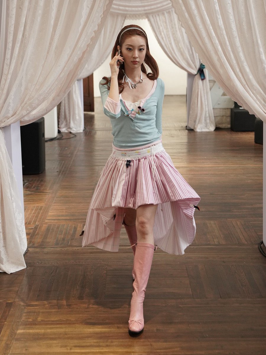 ChrryMartinis's tweet photo. This Moromoro spring/summer 2026 look is so shoujo https://t.co/lggmXRYfMC