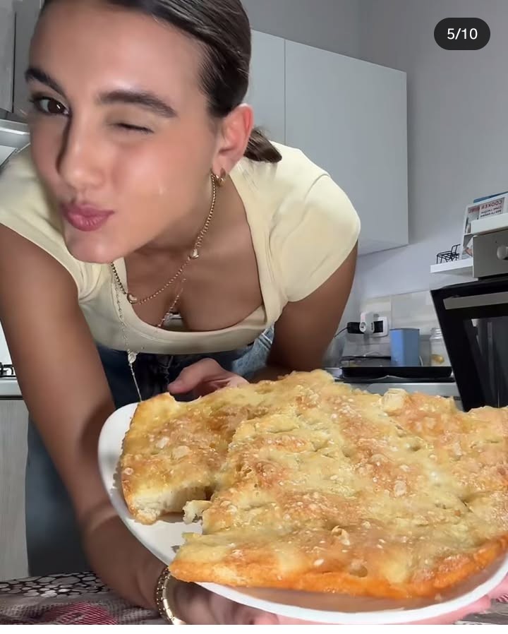 Cate1081's tweet photo. Non può essere un caso, è tutto merito tuo amooo👏🏻💖
E stasera si festeggia cucinandoo😋😋👩🏻🍳🙌🏻(finalmenteee)
#zeudiners #chefzdp https://t.co/HmlwlTdrQe
