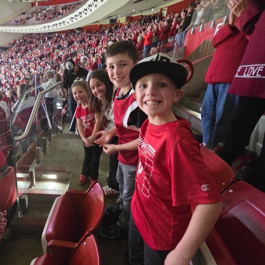 HoosierProject's tweet photo. Every night in Assembly Hall is special, it’s even extra special when you get to see a record setting performance like our ticket recipients did last night‼️

A huge thank you to our amazing donors for helping us send over 30 deserving fans to Tuesday night’s game. 

#iubb https://t.co/upK2WVDJZq