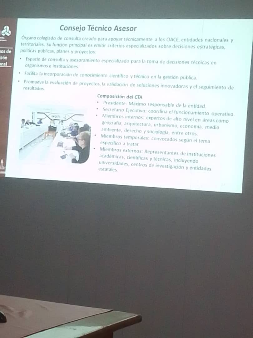 dotucfg's tweet photo. Segundo día del taller organizado por el INOTU sobre Ciencia,Tecnología e Innovación con el tema de Gestión de Gobierno y funcionamiento del Consejo Técnico Asesor. https://t.co/zLoAFk9GHd
