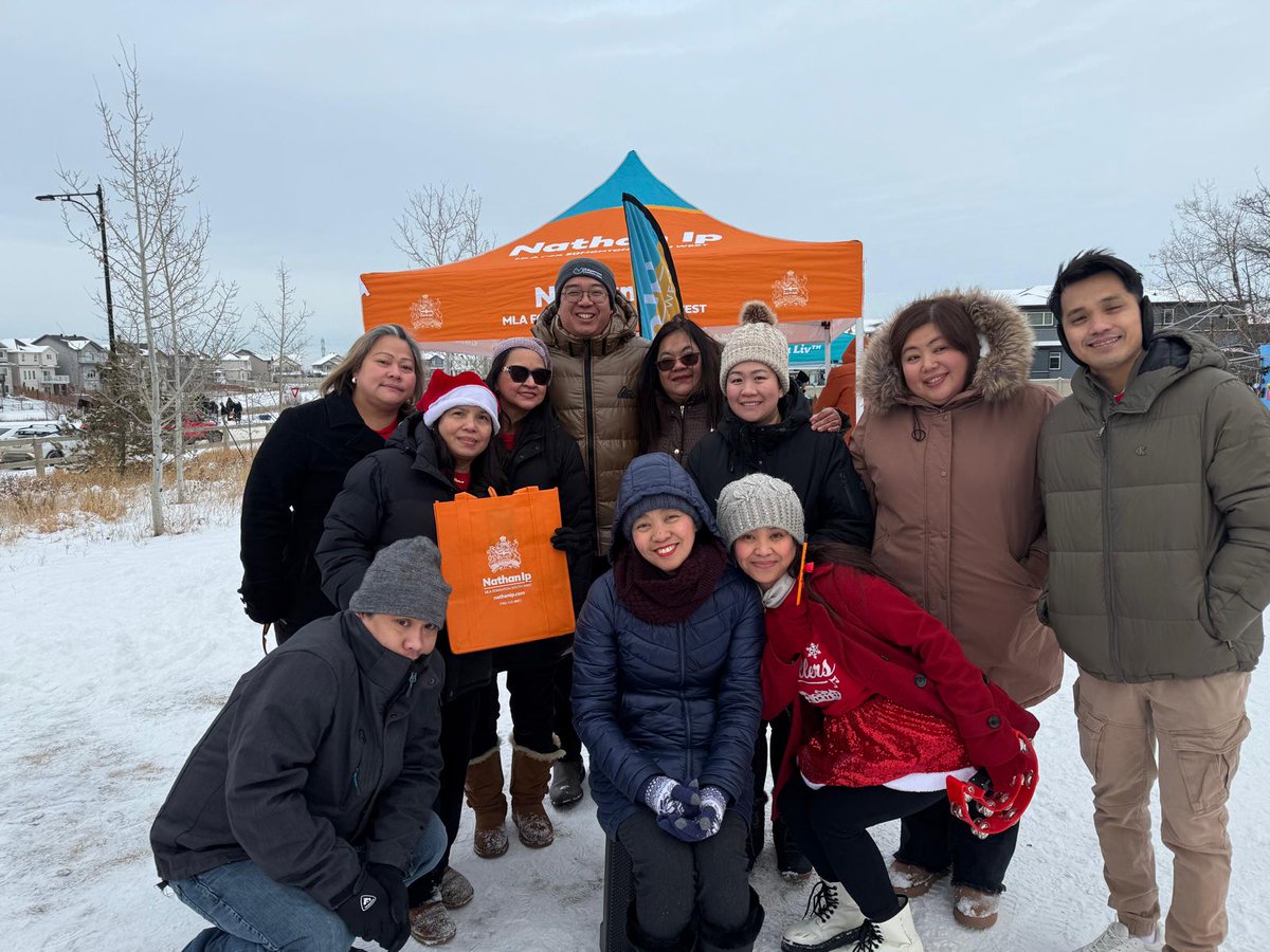 NathanIpYEG's tweet photo. What a blast at Edgemont Community League’s Frost Fest! Great people, fun activities, and plenty of winter cheer. 

Huge thanks to the Edgemont Community League  and volunteers for making it such a fantastic local event!

#yegsw #yeg #yeglocal https://t.co/dyCLnXrNfP