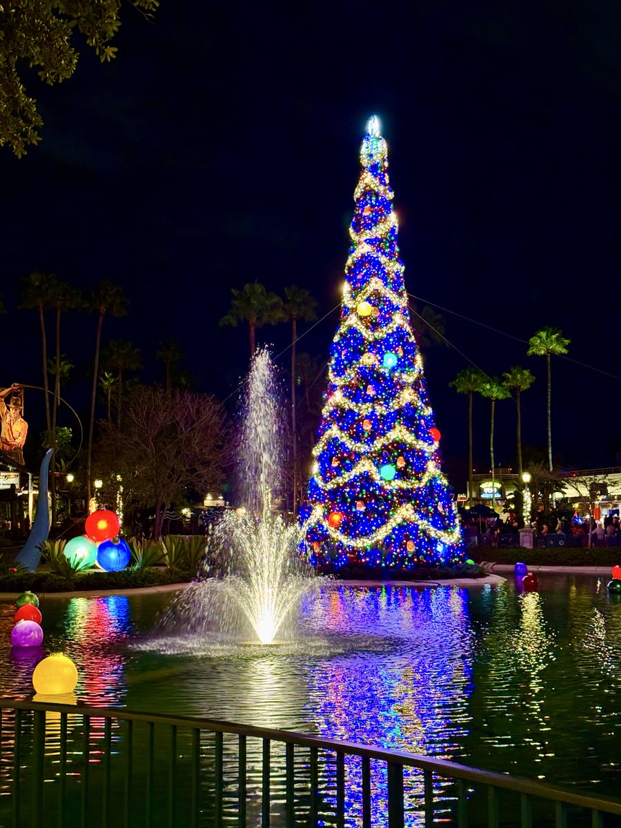 firedog5128's tweet photo. Hollywood Studios https://t.co/z3rkZKBRX1