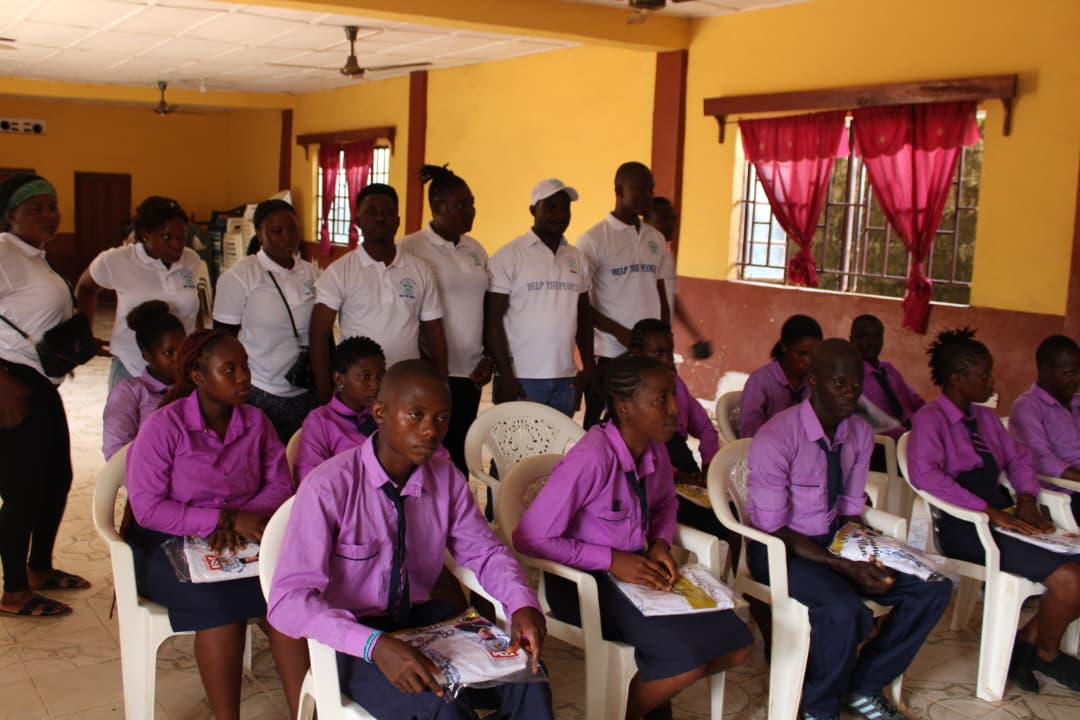 InitiativeLeone's tweet photo. NEI‑SL is empowering 13 youths at Craftshare TVC in Bo with uniforms to acquire vocational training skills in tailoring, carpentry, hairdressing, catering, metalwork, electricity, baking, cosmetology. Support this pilot, donate for uniforms, tuition, transport, meals/ equipment. https://t.co/6quykDNhzk