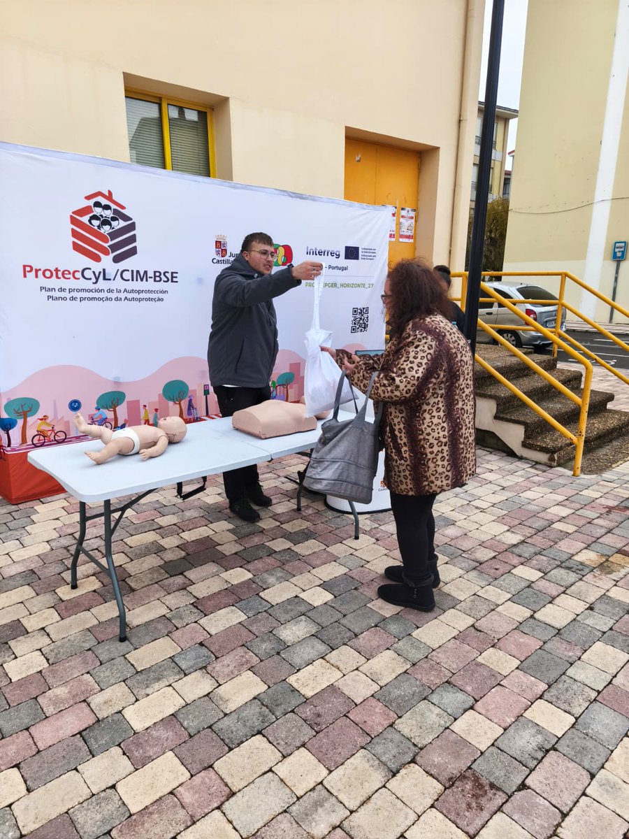 Solo se es libre cuando dominas tus miedos, por eso desde #ProtecCyL/CIM-BSE estamos comprometidos a concienciar a la población sobre como actuar ante diferentes peligros. ¿Estás preparado?
#sanandresdelrabanedo 
#CIMBSE #ProtecCyL #Seguridad #EntornoRural
@ProtecCyL_CIMBSE