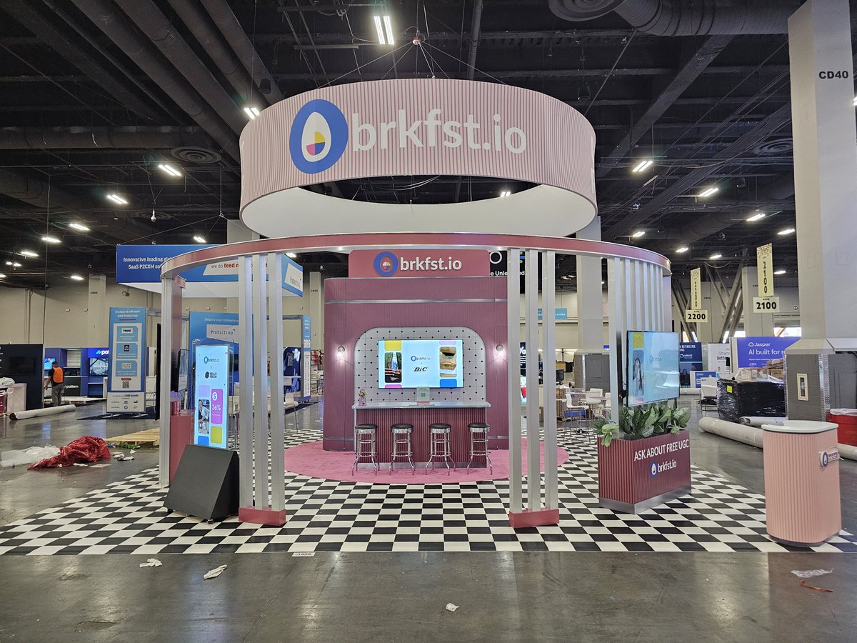 Hwy85Prod's tweet image. We don’t do “simple.” This 30x30 for brkfst.io hit hard from every angle, clean, sharp, and straight-up memorable. 🔥