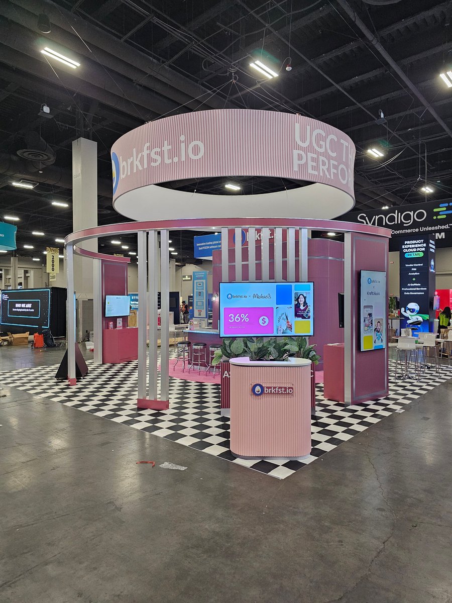 Hwy85Prod's tweet image. We don’t do “simple.” This 30x30 for brkfst.io hit hard from every angle, clean, sharp, and straight-up memorable. 🔥