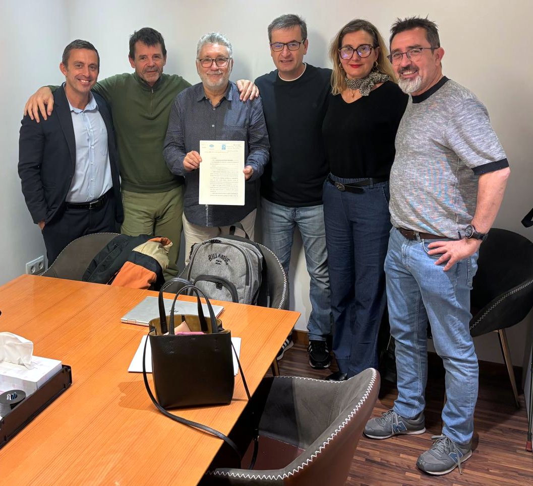 uecastelldefels's tweet photo. #Entitat | 🟡🔵
✅ Ja és oficial. Neix la FUNDACIÓ @uecastelldefels
🔗 Més a https://t.co/g7nALtxoaF
#SomHiGrocs #SomHiGrogues #PlanterUEC #FundacióUEC https://t.co/3J4xBTuygH