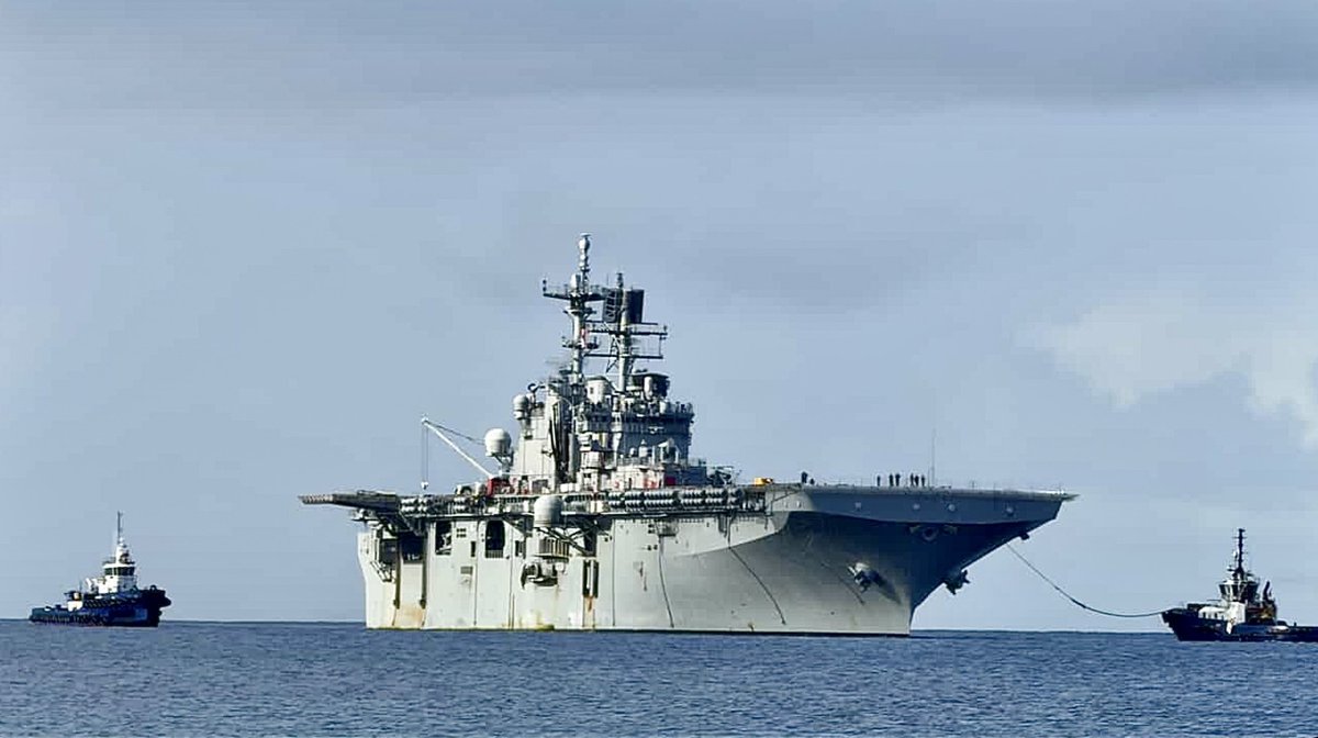 WarshipCam's tweet photo. USS Iwo Jima (LHD 7) Wasp-class amphibious assault ship coming into Frederiksted, St. Croix - December 10, 2025      SRC: INST- omarl1305 https://t.co/moFIYJLXAc