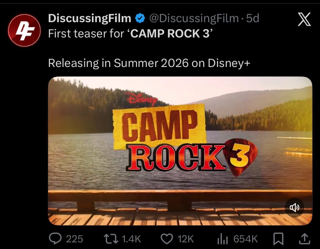 dotomemi's tweet image. Camp ROCK 3 and act iii (ROCK) being  released around the same time 😩