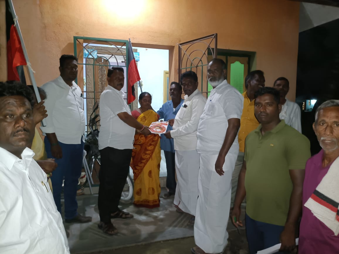 Kevinprasath18's tweet photo. #விழுப்புரம்_மத்தியமாவட்டம்
#கிளியனூர்_மேற்குஒன்றியம்
#வானூர்சட்டமன்றதொகுதி
#திமுக_வெற்றி_வாக்குச்சாவடி https://t.co/CUHEx8PpDg