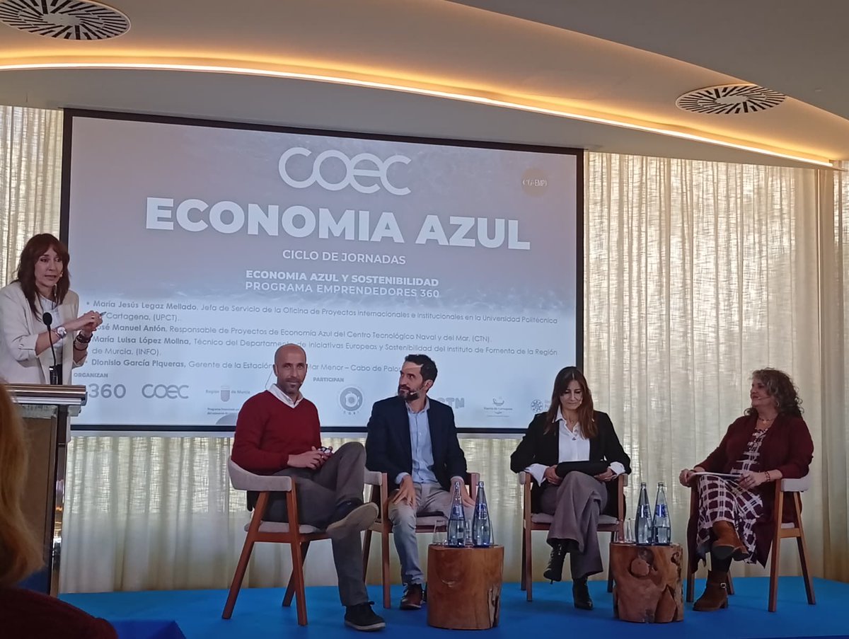 GALPEMUR asistió hoy a la jornada Impulsando la Economía Azul en Cartagena <a href="/COEC_es/">COEC</a> . Dionisio García expuso las dificultades de financiación para pymes y el papel del GAL, con más de 200 proyectos apoyados y más de 8 millones de euros invertidos en el litoral regional.