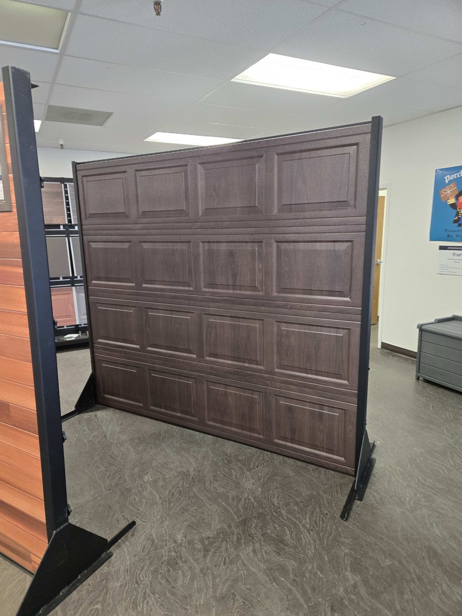 ProLiftDoorsCOS's tweet image. Pick your perfect match! Our top three garage door models offer style, security, and smooth operation for every home. Ready to explore even more options? Call ProLift Garage Doors of East Colorado Springs for your free estimate today! 🚪✨ 

#DoorDesigns #GarageDoorExperts