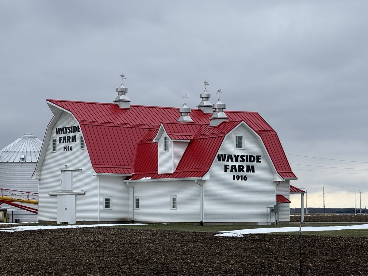 LaLa_CarpeDiem's tweet photo. Road Trip (Live Now) Come hang out and rid along as we explore the rural farm towns of Illinois and Kentucky!  https://t.co/GDoEDULKyY https://t.co/RuVgLUr8cz