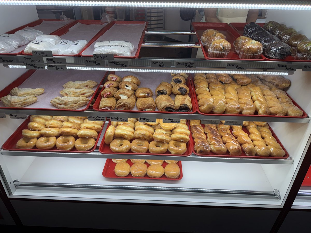 Road Trip (Live Now) Come hang out and rid along as we explore the rural farm towns of Illinois and Kentucky!  twitch.tv/lala_carpediem