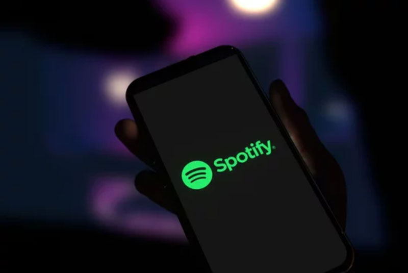 #Spotify lanza videos musicales para usuarios premium en EU y Canadá mundocontact.com/spotify-lanza-…