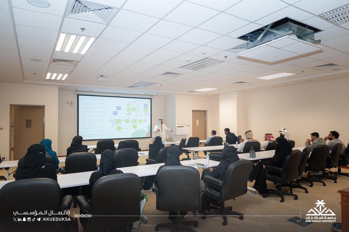 جامعة الملك خالد tweet media