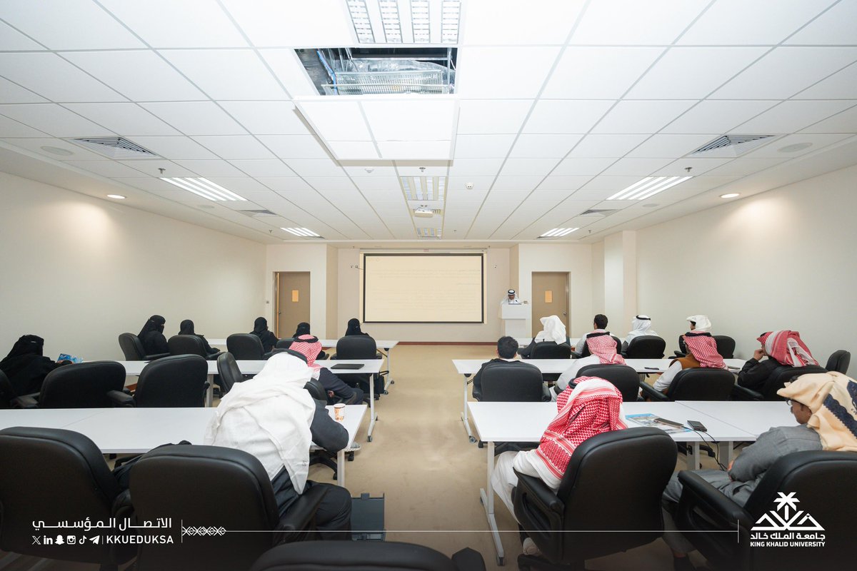 جامعة الملك خالد tweet media