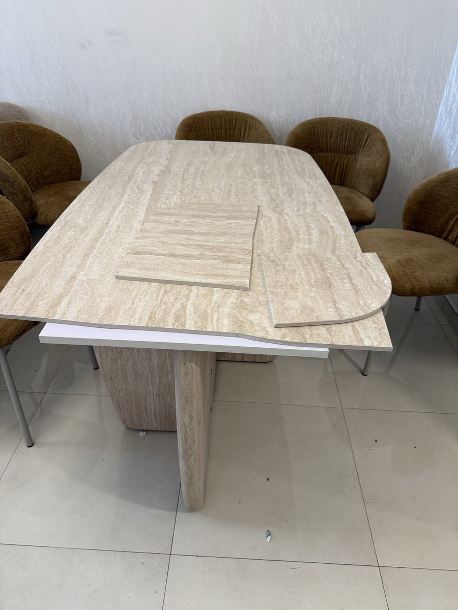 FaimazQ's tweet photo. @panhomeuae Very disappointed.
Bought a premium marble table in Sept 2025 with 2-year warranty it broke in just 2 months.
It’s been 20+ days, countless follow-up &amp; still no response.

I need a refund, replacement, or proper repair urgently.

#PanHome #PanHomeUAE  #ConsumerRights https://t.co/oF2tGPlNw9