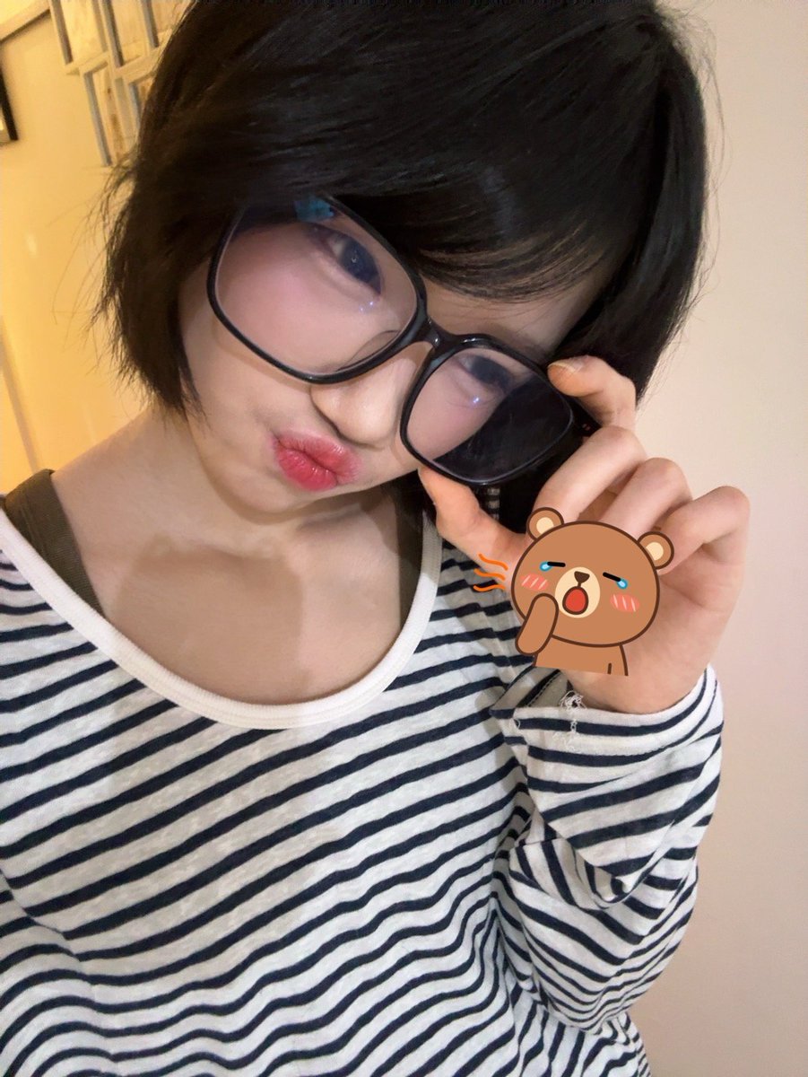 Kimmy_JKT48's tweet image. SEE U VC TAHUN DEPAAANN, makaci banyak vc tahun ini❤️❤️❤️❤️❤️❤️❤️❤️