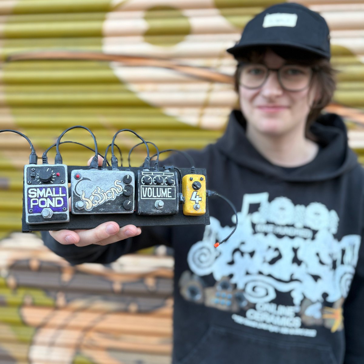 Small Pond tweet media