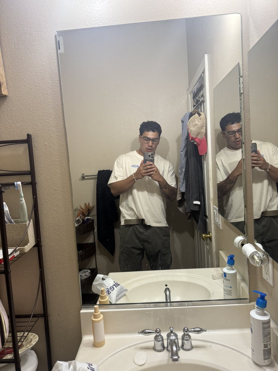 urusdabest's tweet image. It’s my Friday 2day :) #latino #bayarea