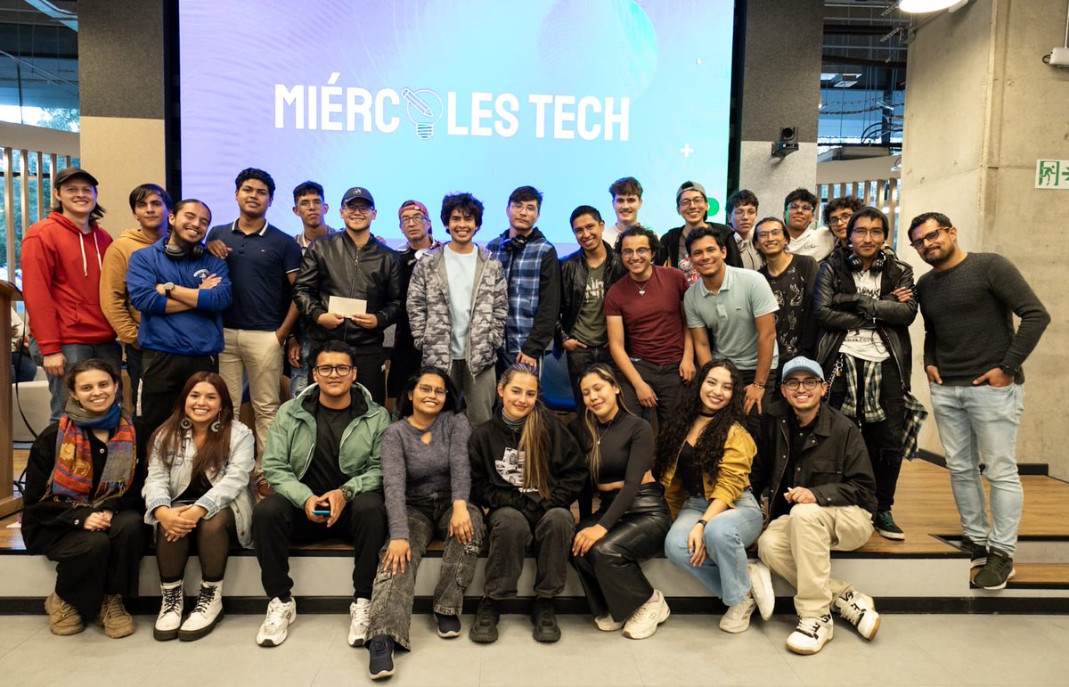 🙏 Gracias por hacer crecer este espacio.
#MiércolesTECH se fortaleció gracias a cada una de las personas que hicieron parte: desde quienes asistieron con entusiasmo, hasta los panelistas que compartieron su conocimiento y experiencia.

🤝 También agradecemos a nuestros aliados —