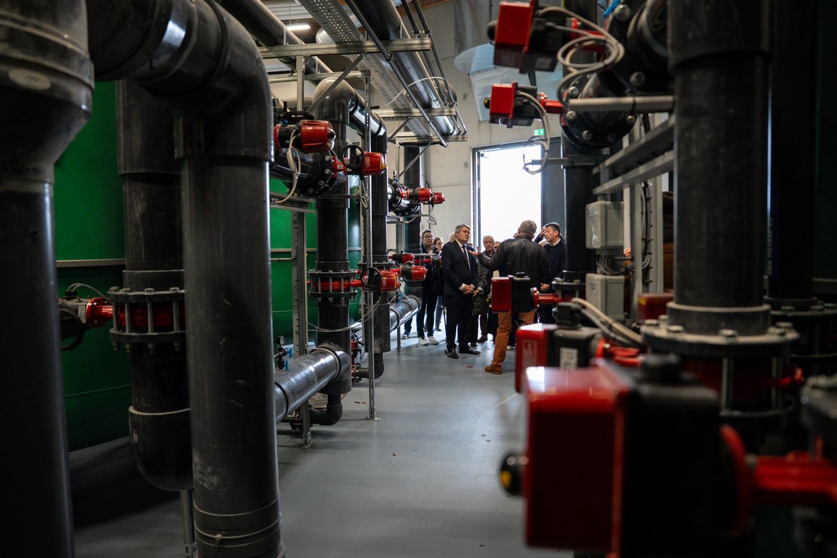 La Région soutient les projets des territoires comme ici à Herbignac ⤵️
👉 La commune d'Herbignac a inauguré AquaHerbignac, dont la construction a été financée par la Région des Pays de la Loire, à hauteur de 27%, comprenant une part FEDER. Ce projet exemplaire permet de