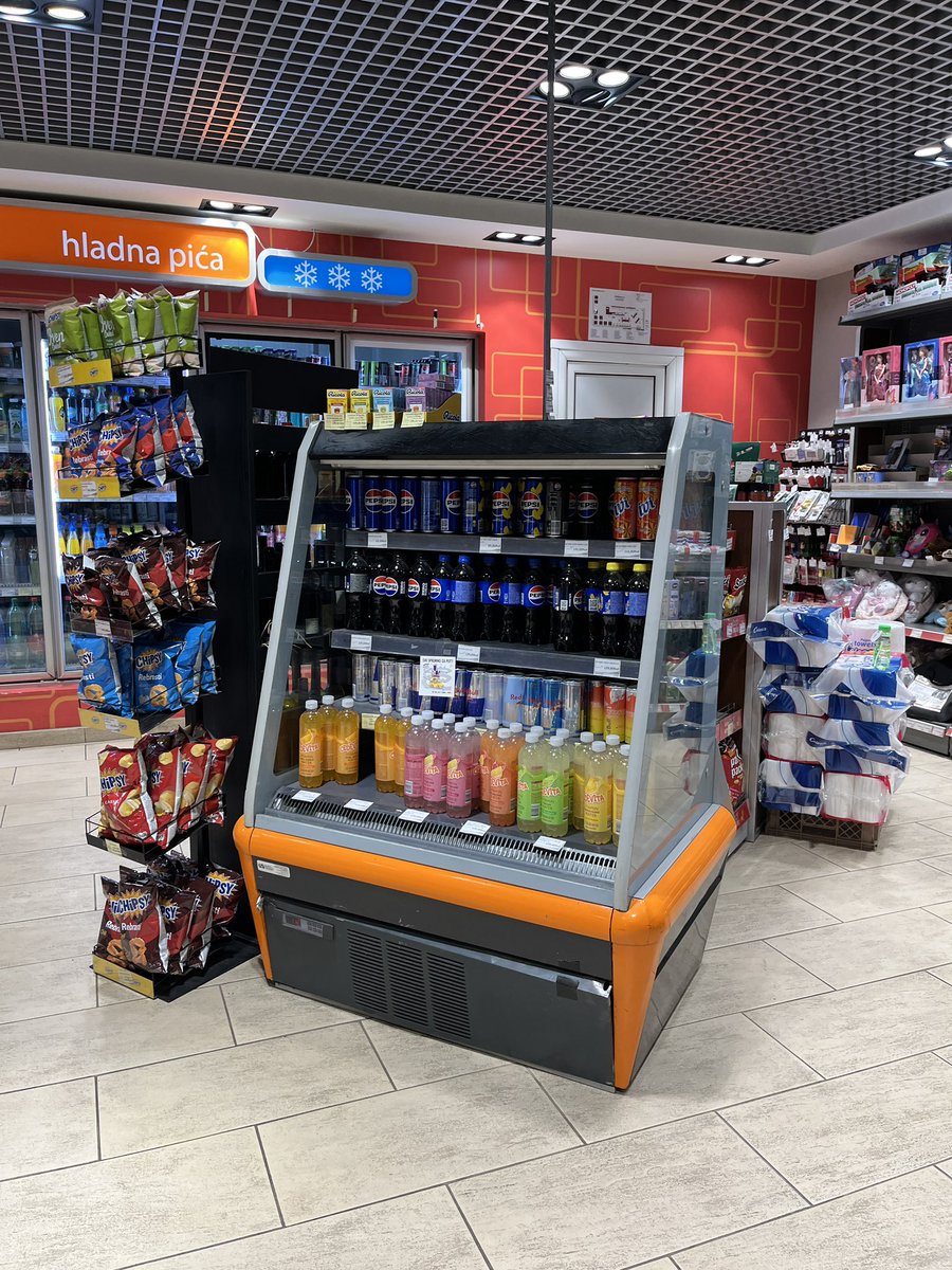 ReciklerkoCans's tweet photo. Modern gas station on the A75 highway, offering quick fuel stops, snacks, drinks, and a comfortable place to rest while traveling.
https://t.co/XKr2GDxCV5
#GasStation #A75 #HighwayStop #RoadTrip #TravelBreak #OnTheRoad https://t.co/hPtedaGmBo