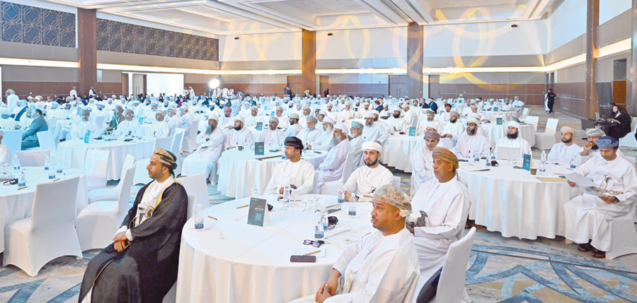 OmanEPress's tweet photo. مؤتمر عُمان الوقفي يوصي بمشاريع وقفية استثمارية مشتركة لتعزيز التكامل الاقتصادي الخليجي  
#جريدة_عمان
https://t.co/yfrrpxSoLc https://t.co/F3gyYXc62l