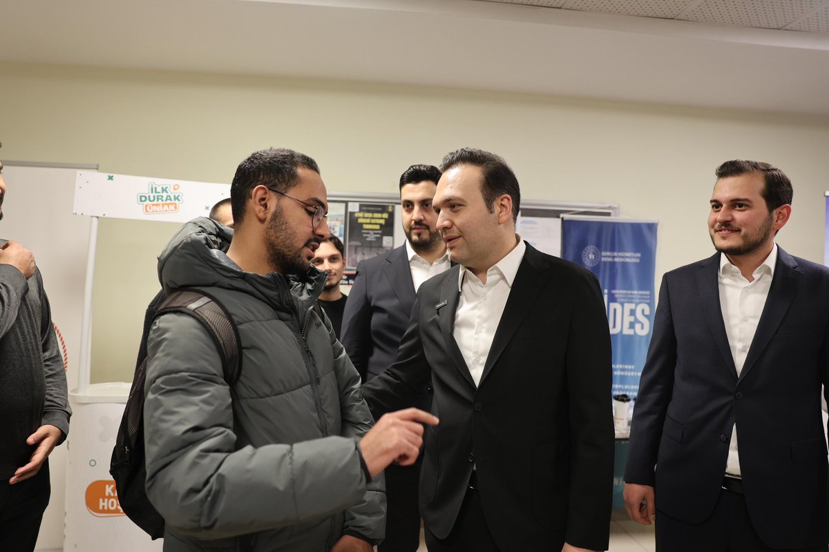 📍Yıldırım Beyazıt Üniversitesi’ndeyiz 🙋🏻‍♂️

Üniversiteler Başkanlığımız tarafından düzenlenen, ÜNİDES Projesi “Özgür Filistin Duvar Çalışması” etkinliğini gerçekleştirerek, öğrenci arkadaşlarımızla bir araya geldik.

Dünya İnsan Hakları Günü’nde bir kez daha haykırıyoruz: