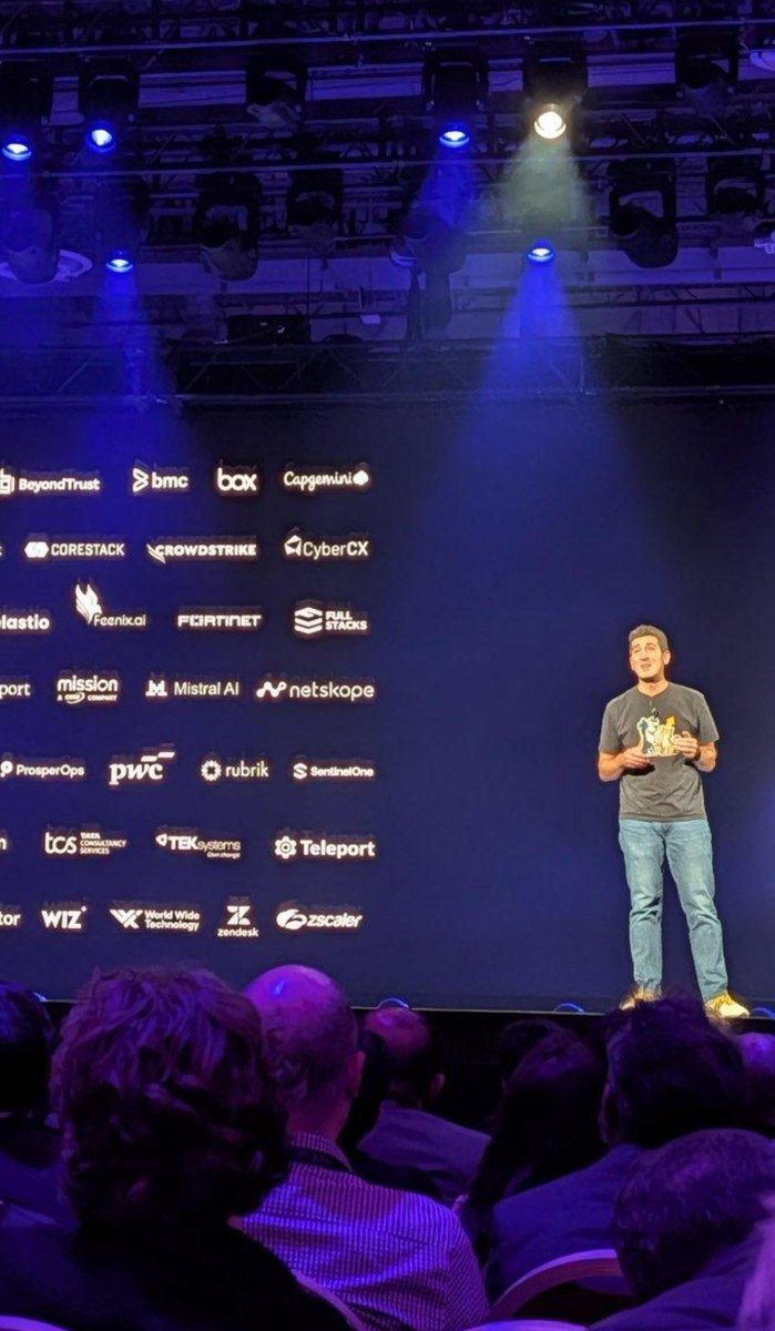 Happy to see the <a href="/TEKsystems/">TEKsystems</a> Global Services team at #AWSreInvent last week. As an AWS Premier Tier Services Partner, we’re driving transformation with deep cloud, AI and data expertise.

Learn more: bit.ly/3Vo5qaq

<a href="/AWSCloud/">Amazon Web Services</a> #AWSPartner