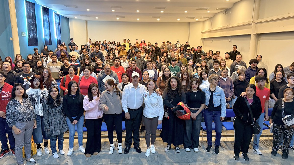 RUTA 5 CONTINÚA REUNIONES CON ESTUDIANTES

Con entusiasmo los jóvenes participaron en nuestra actividad hacia el aprendizaje, su participación es una excelente toma de acción.

<a href="/ruta5oficial/">Ruta 5</a> 
#Durango #Ruta5 #Estudiantes #Jovenes #ciudadania