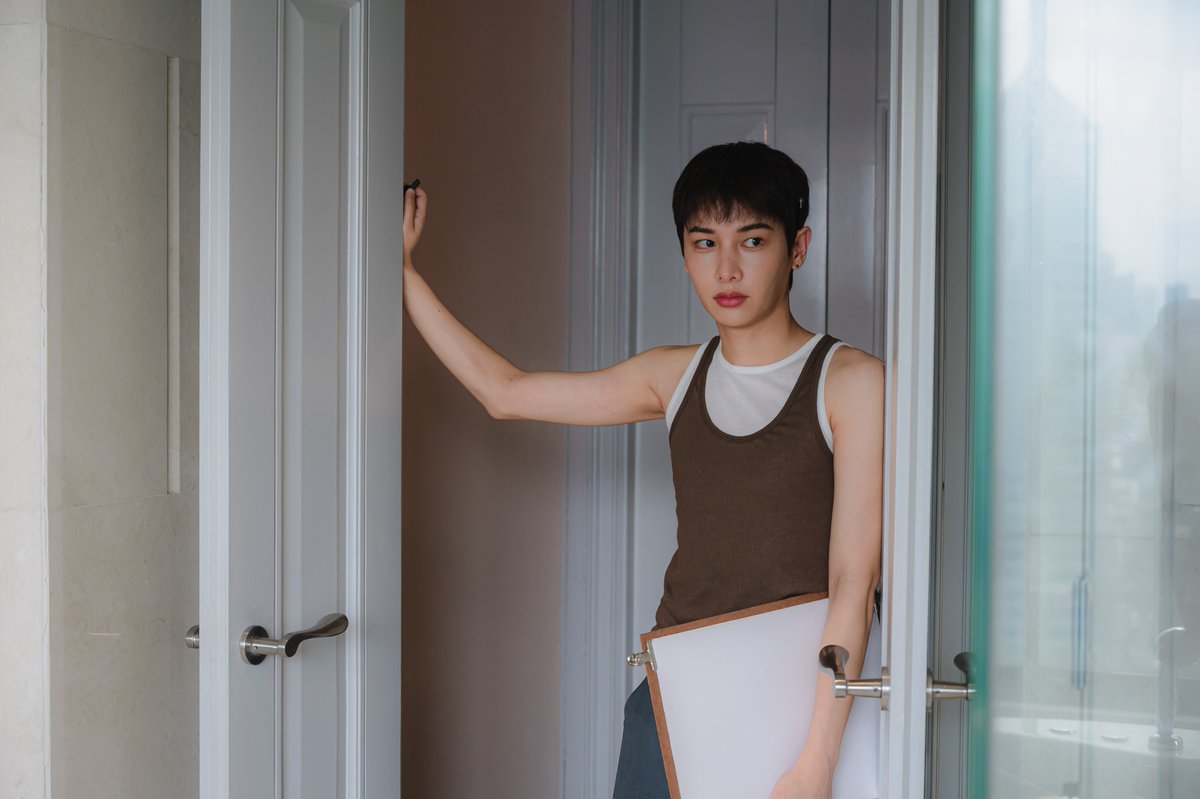 BurnoutSeriesTH's tweet photo. แมลงหวี่ที่แซ่บที่สุด🥵

#BurnoutSyndromeSeriesEP3
@off_tumcial @AtthaphanP https://t.co/GyAFzwUhMa
