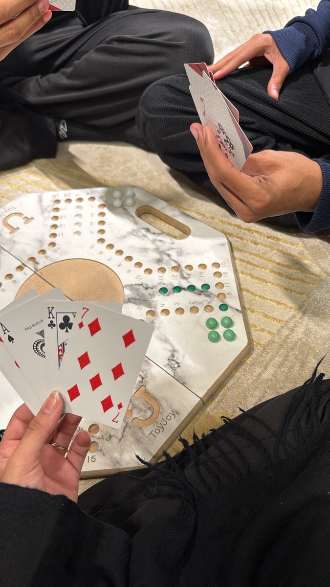 lrrix_'s tweet image. ❣️10 December ❣️
وكما العادة الربوع تزين الطبوع