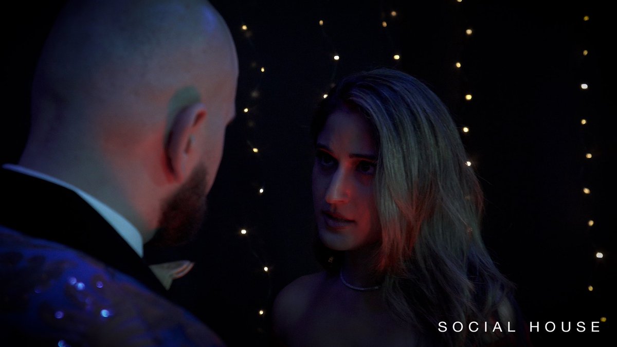 SocialHouseShow's tweet photo. 🎉 Episode 3 drops this week! 🎉
Get ready for the epic finale! Swipe ➡️ to check out exclusive stills from the new final episode!

📺 Episode 3 Premiere:
📅 This Friday
⏰ 8PM EST
📍 Streaming exclusively on Youtube

#SocialHouseShow #comedyseries #newcomedyseries https://t.co/wK119ixcCf