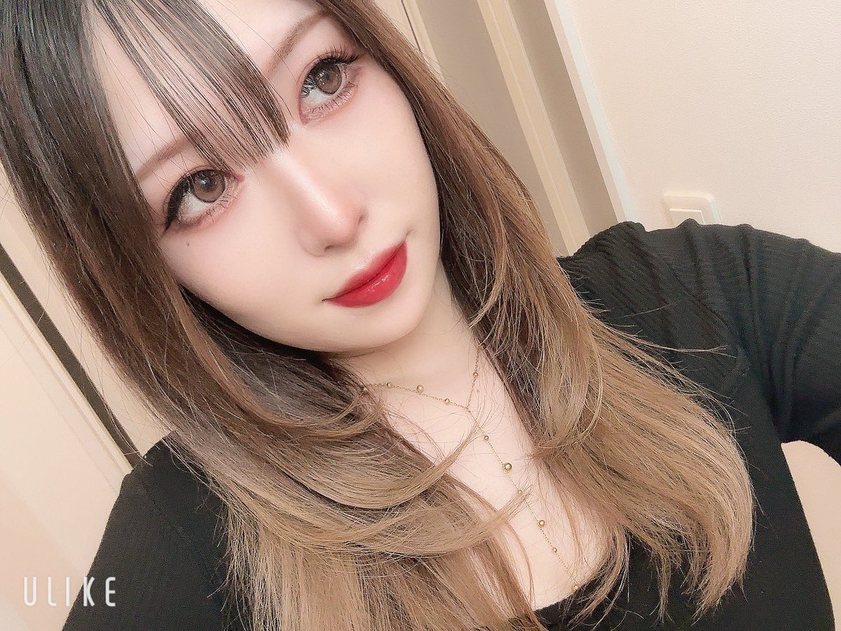 S__Bellezza's tweet photo. 最近のAI加工すごい✨️ https://t.co/4AKlN8rj9n