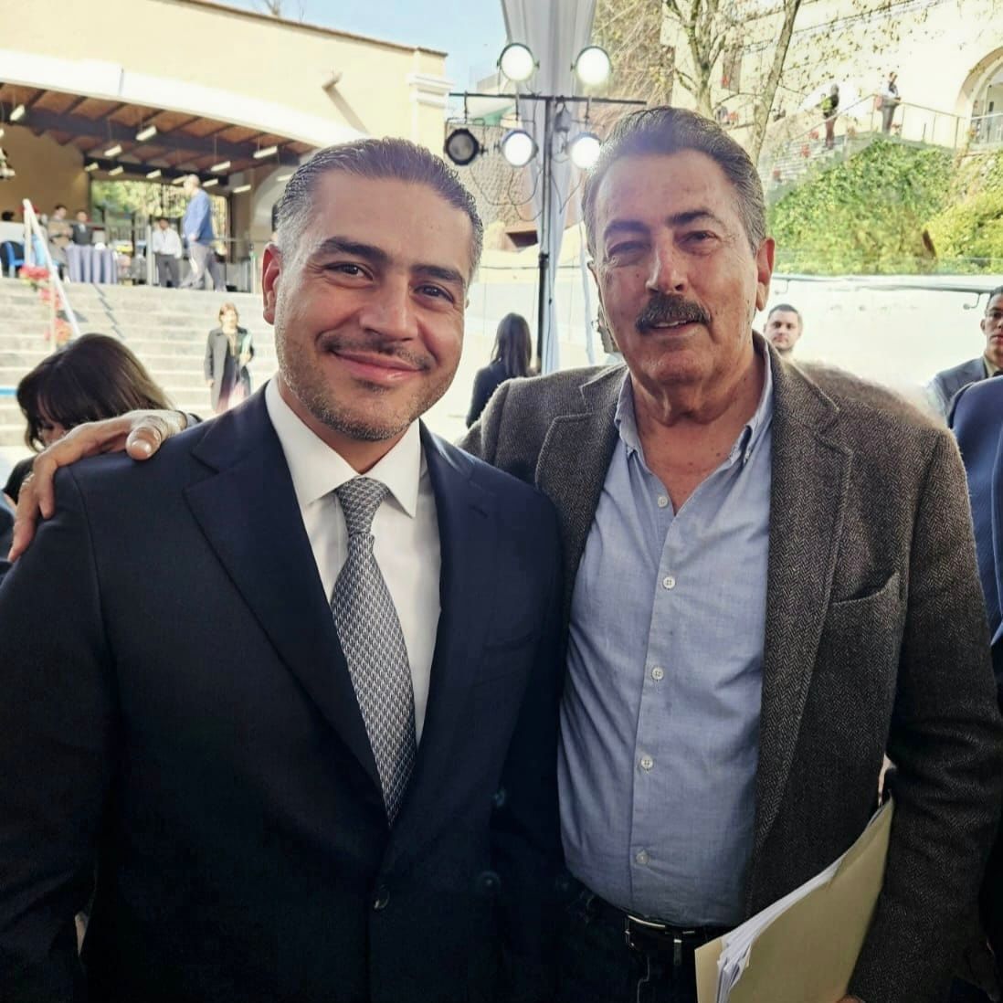 En un productivo encuentro con nuestro buen amigo Omar García Harfuch, Secretario de Seguridad Pública, en la conferencia nacional de seguridad donde valoramos cada oportunidad para trabajar en conjunto para el bienestar de nuestro municipio.