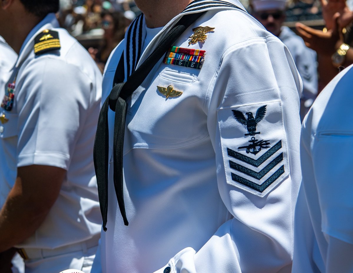 LeadingReport's tweet image. BREAKING: Palantir secures $448 million contract with the US Navy.