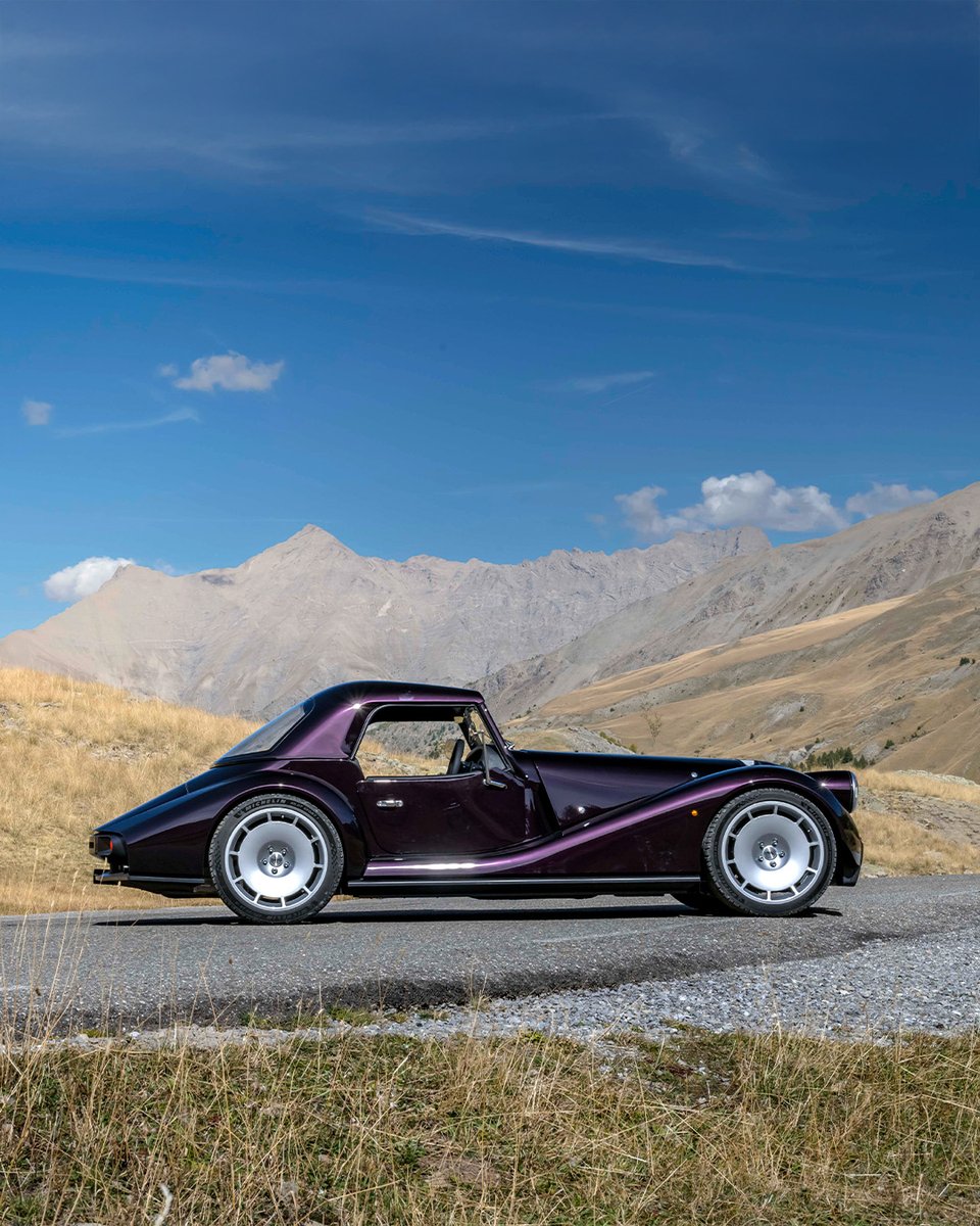 morganmotor's tweet image. evo Car of the Year 2025 is now out, featuring Supersport. 

"It's here, because it's genuinely one of the best cars we've driven this year." Pick up your copy now to read the full review. 
 
#Morgan #MorganSupersport #eCoty @evomagazine 📸Olgun Kordal, Andy Morgan