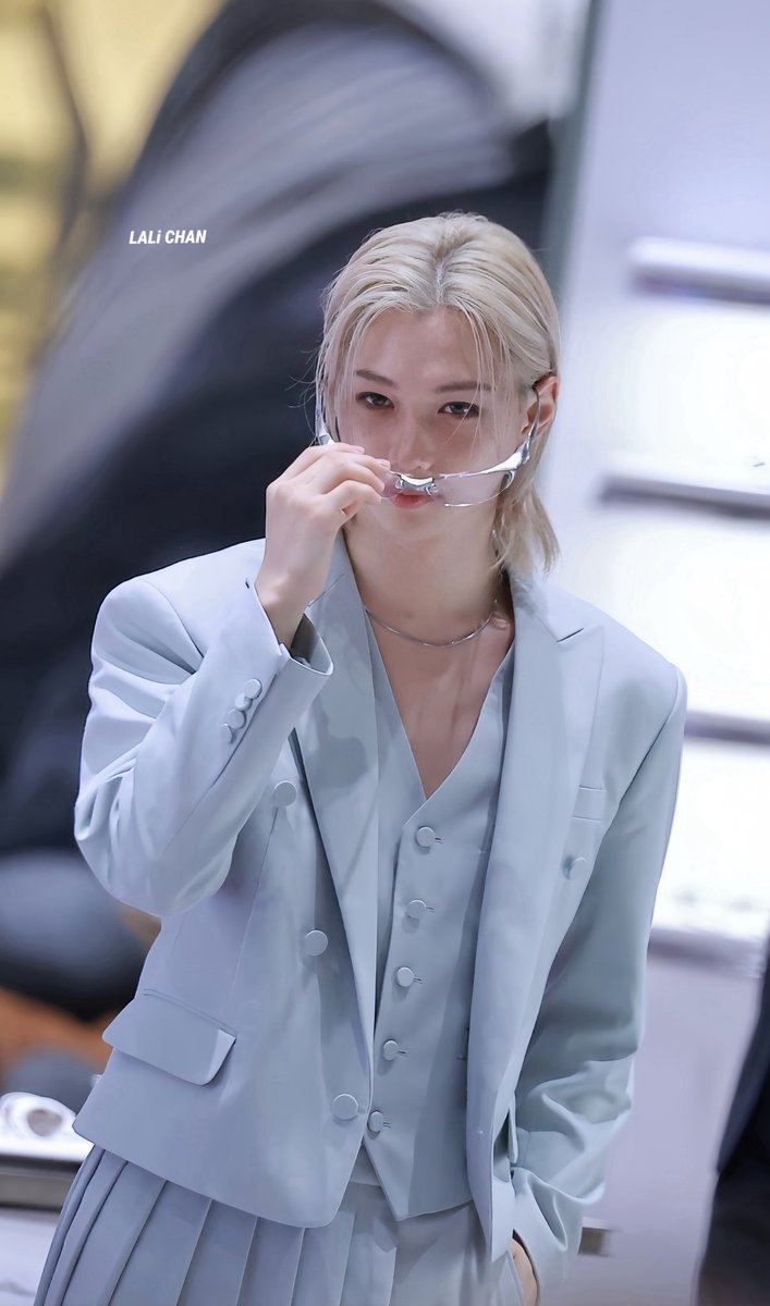 LaliChanSkz1's tweet photo. 🐥

#Felix #StrayKids 
#FELIXxTAMBURINS 
#FELIXxGENTLEMONSTER https://t.co/LNmEhTDeK0