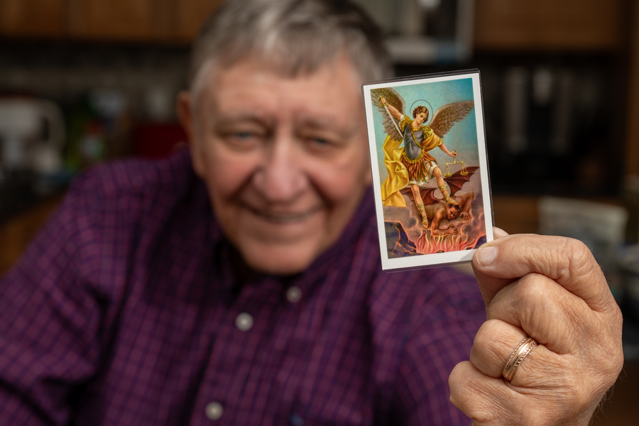 Have you ever been saved by an angel? I spoke with Baltimore Catholics who believe they were: catholicreview.org/saved-by-an-an…