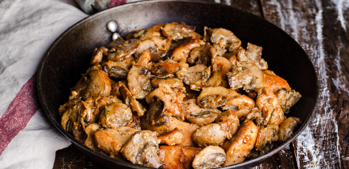 Carnicasmulas's tweet image. La carne de #conejo vuelve a ganar protagonismo: un #sabor tradicional que sigue más vivo que nunca… y perfecta para quienes apuestan por cuidarse sin renunciar al gusto 🐇😋 acortar.link/BSszDE