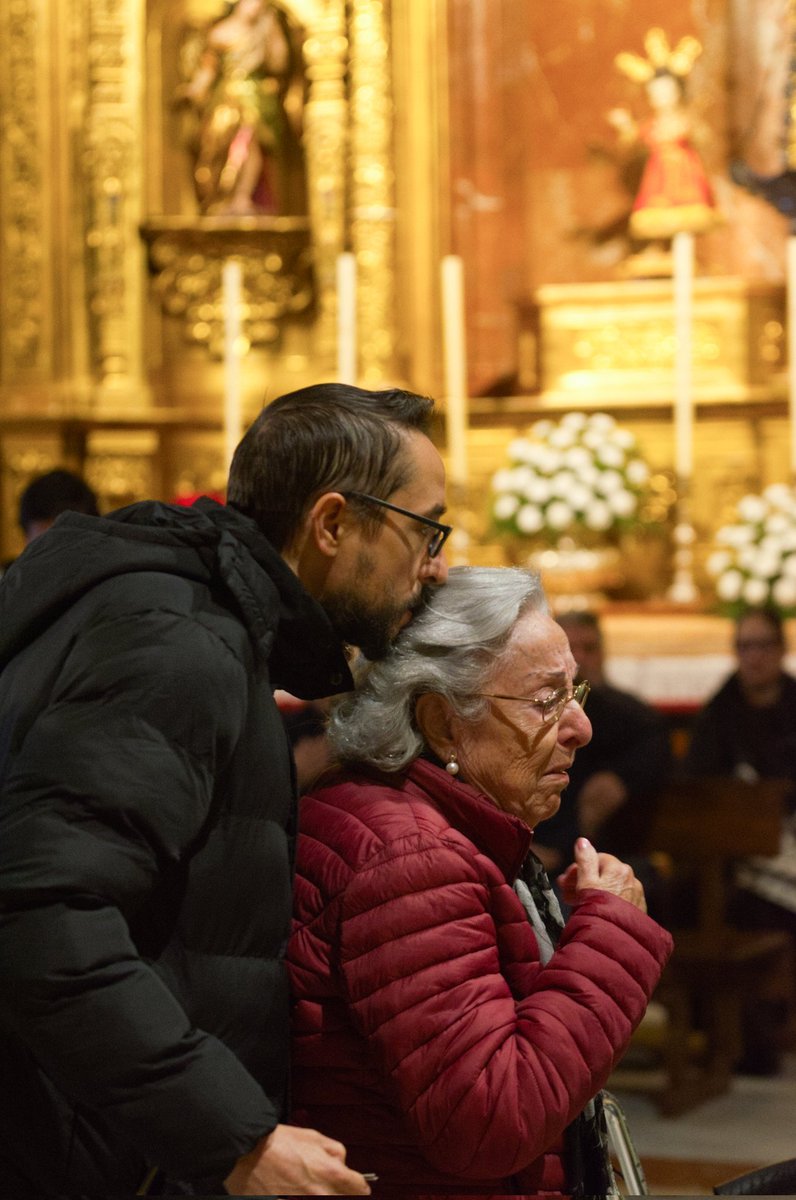 Hermandad de la Macarena tweet media