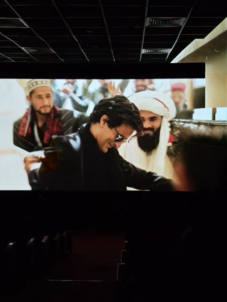 So Dhurandhar is all about Akshay Khanna in &amp; as Rehman Dukait...this part goes to you man, lived the character baaki sab overshadowed 👍🏼👍🏼