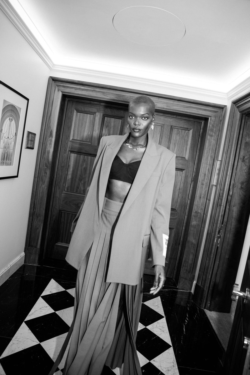 Just remembered she's our Akasha woah...