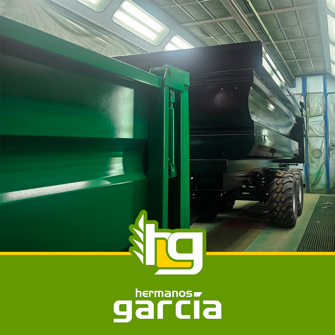 Seguimos fabricando a buen ritmo antes de que termine el año. ⚙
Contactad con nosotros para ampliar información sobre nuestra maquinaria:
☎️+34 983 880 011 📱+34 679 656 492
📧r@remolqueshnosgarcia.com
🌐remolqueshnosgarcia.com
#Remolques #Cisternas #Esparcidores #abonadoras