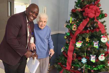 NextStepHC's tweet image. Decorating the trees is a group effort at Fall River Healthcare, and everyone gets to enjoy the finished product too! 🎄✨ #festive #TisTheSeason #holidays #community