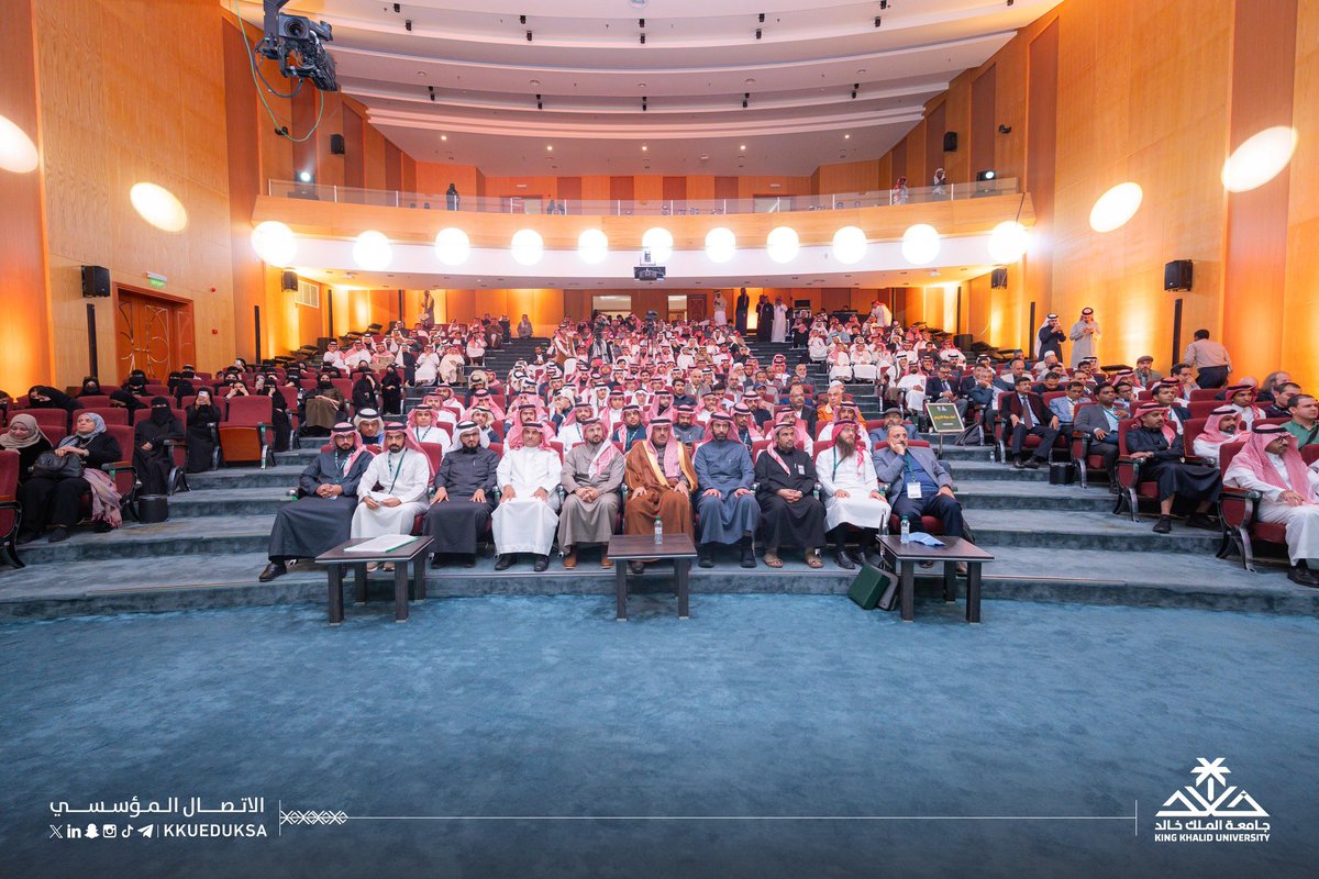 جامعة الملك خالد tweet media