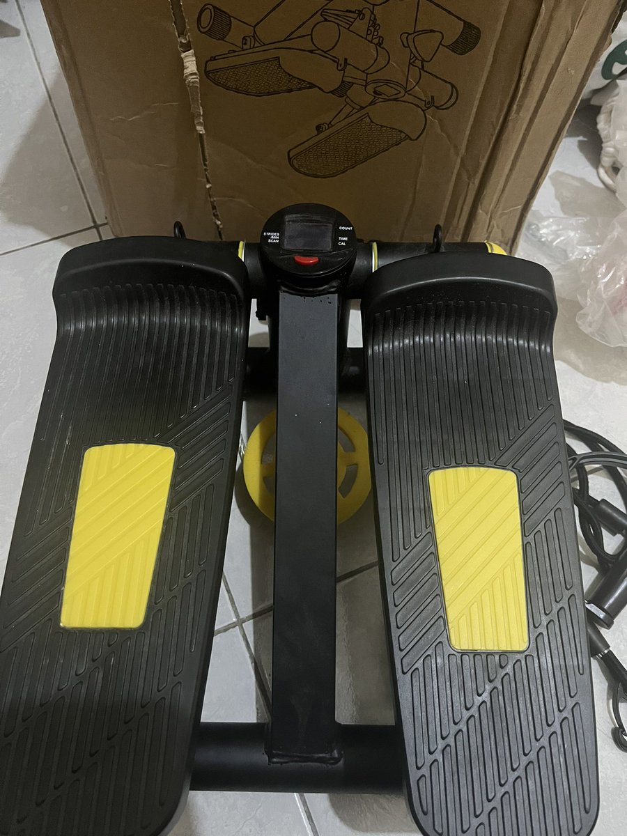 mcdflury's tweet image. Wts #wts #zonauang mau jual mini stepper (300k aja, harga asli 392k)  karena mau pindahan dan gak memungkinkan buat di angkut, baru beberapa kali dipakai dan kondisi masih bagus 
Note: warga jogja diutamakan